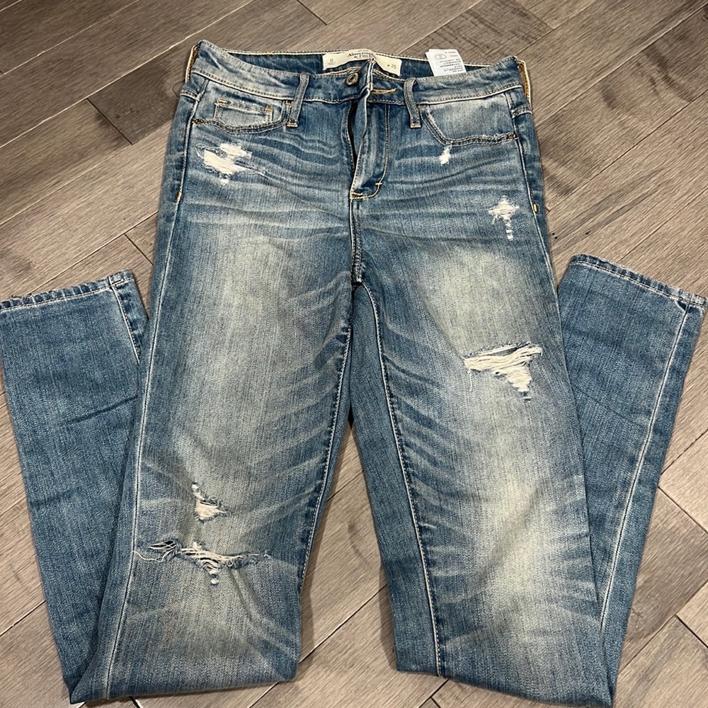Abercrombie High Rise Distressed Jeans